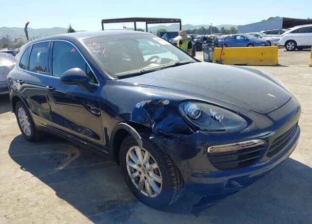 2012 PORSCHE Cayenne