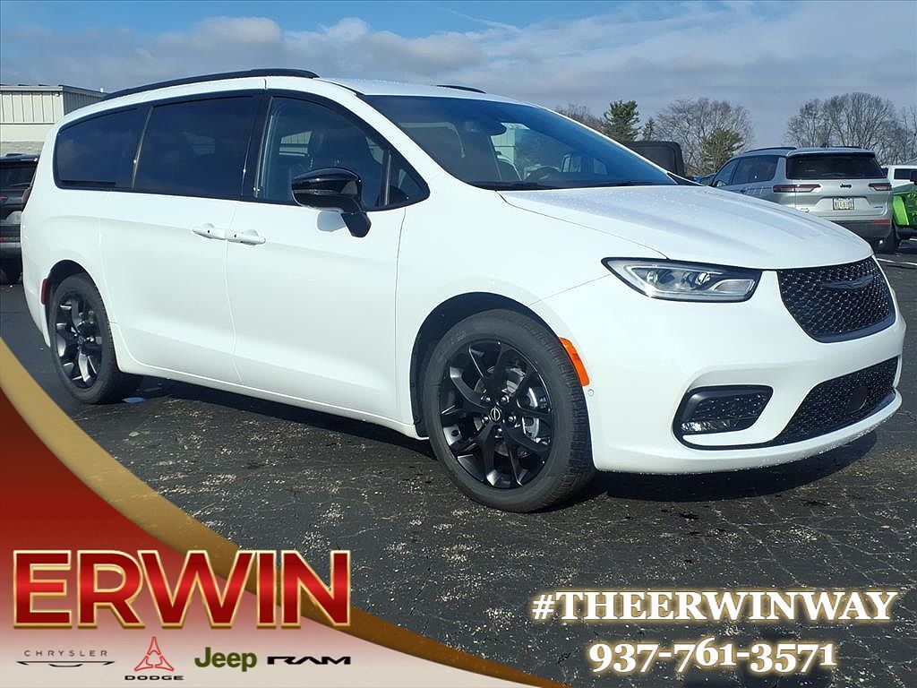 2026 CHRYSLER Pacifica