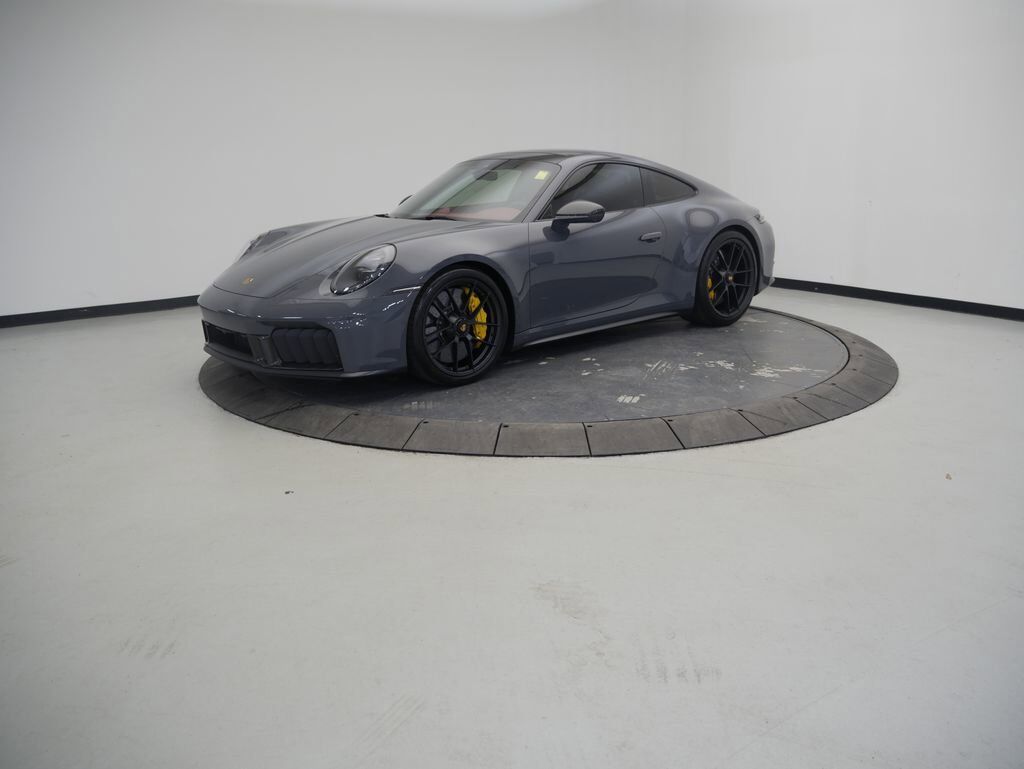 2025 PORSCHE 911