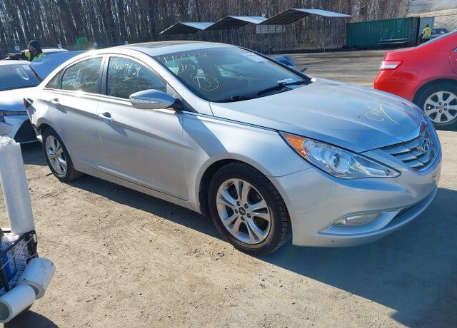 2013 HYUNDAI Sonata