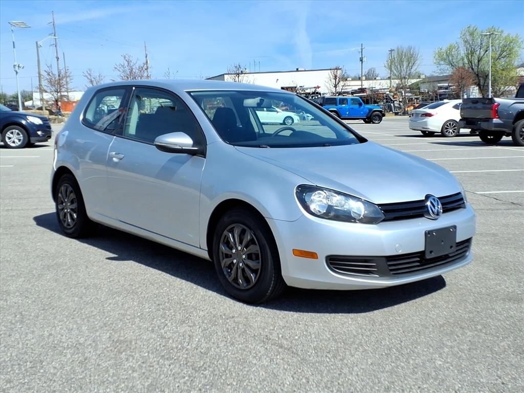 2013 VOLKSWAGEN Golf