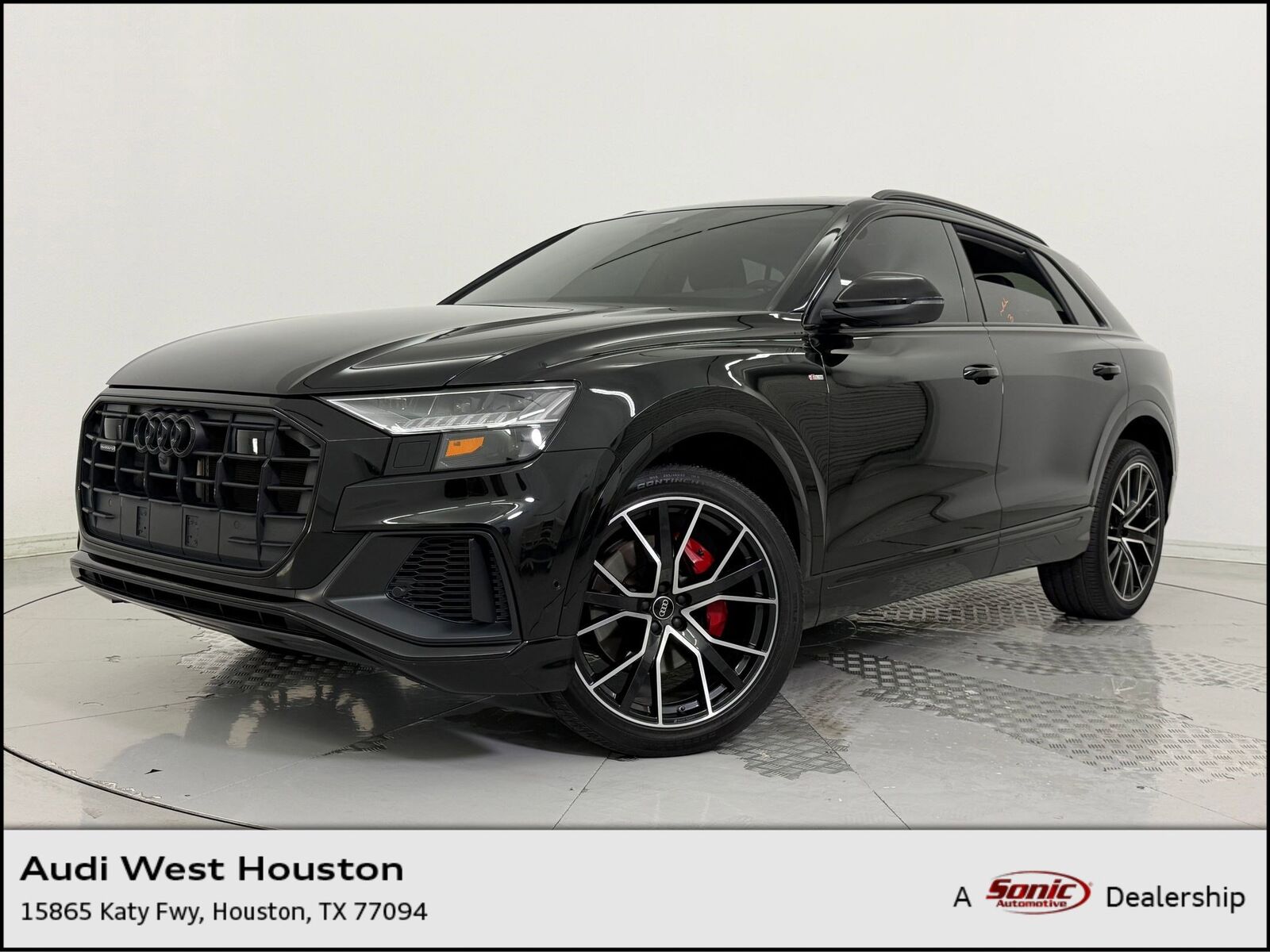 2023 AUDI Q8