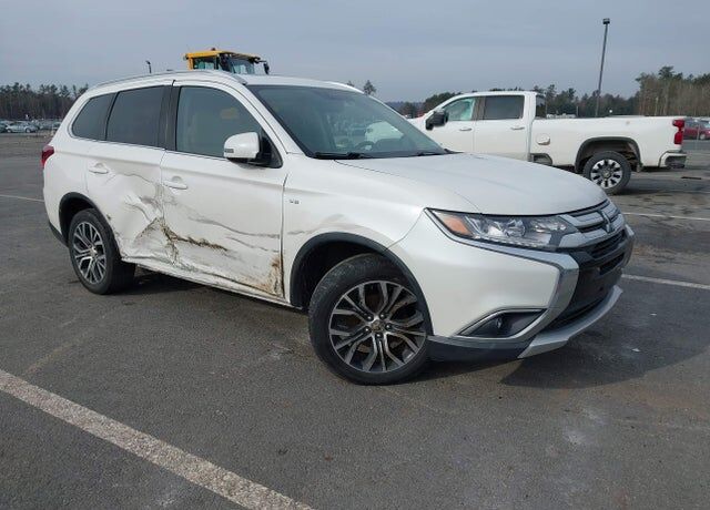 2017 MITSUBISHI Outlander