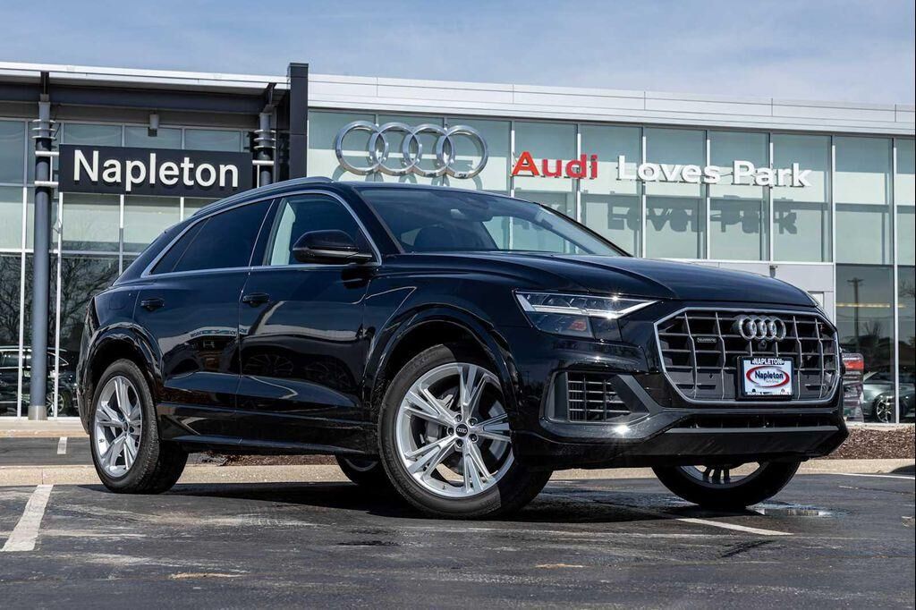 2022 AUDI Q8