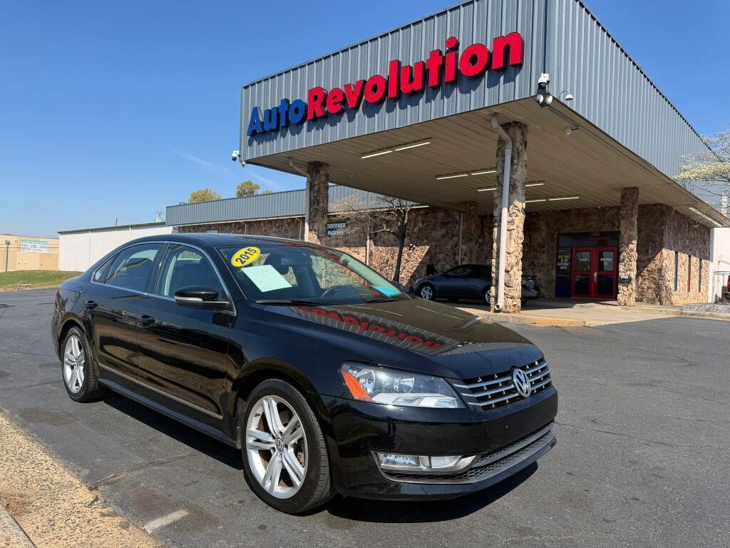 2015 VOLKSWAGEN Passat