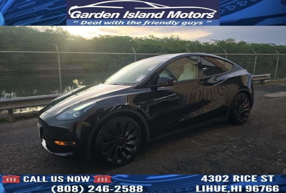 2024 TESLA Model Y