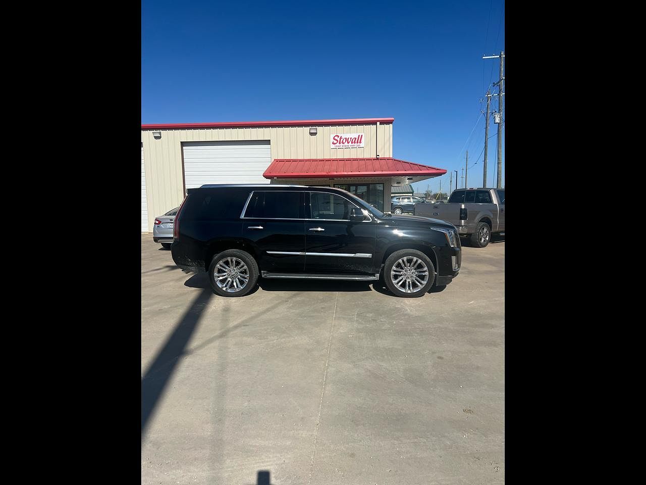 2017 CADILLAC Escalade