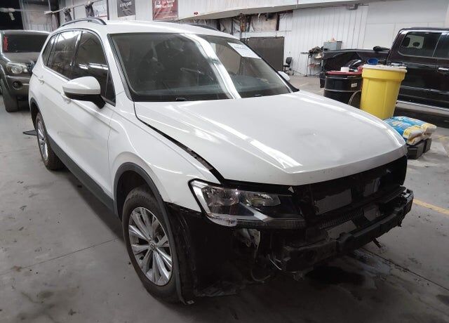 2020 VOLKSWAGEN Tiguan