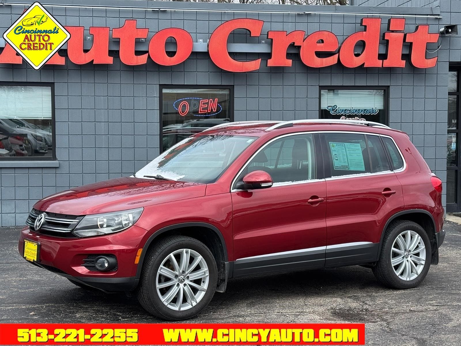 2013 VOLKSWAGEN Tiguan