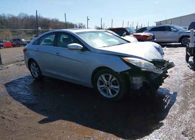 2011 HYUNDAI Sonata