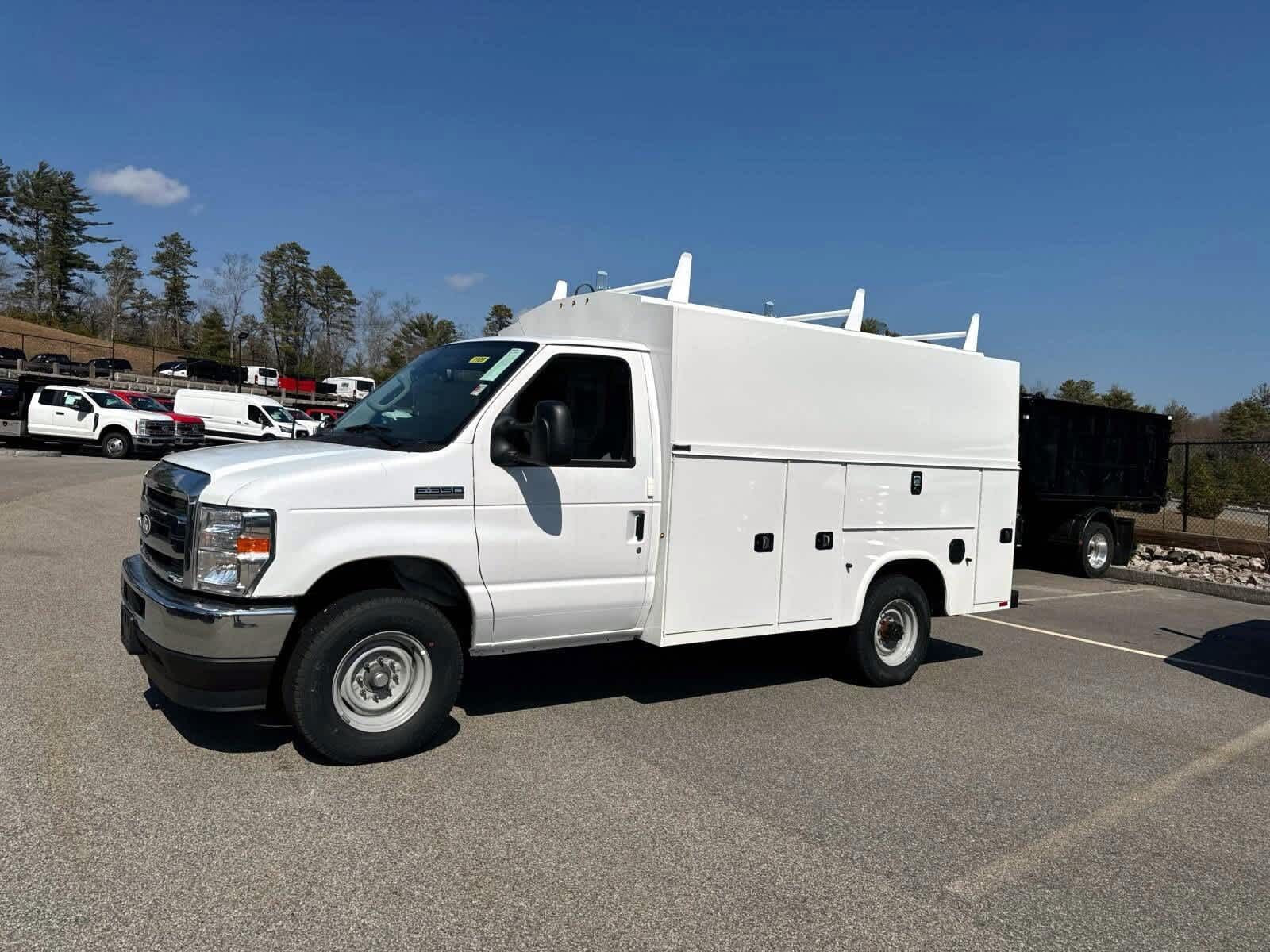 2026 FORD E-350