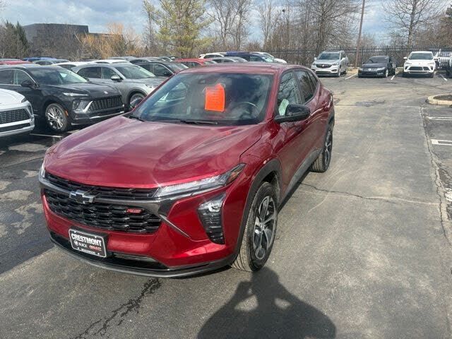 2025 CHEVROLET Trax