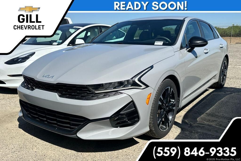 2022 KIA K5