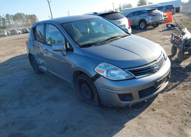 2012 NISSAN Versa