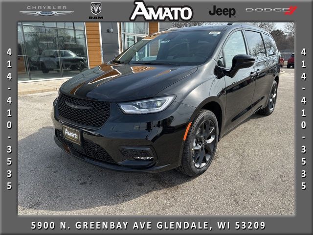 2026 CHRYSLER Pacifica