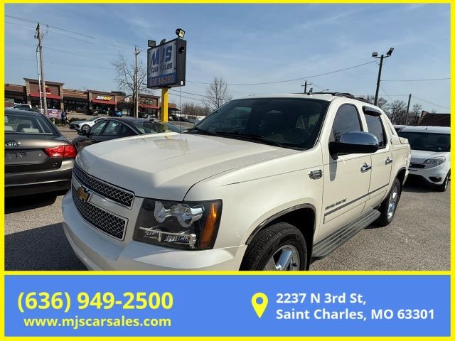 2013 CHEVROLET Avalanche