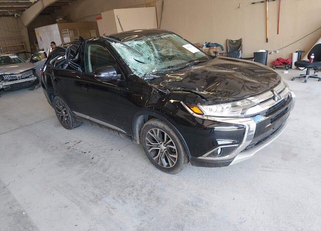 2017 MITSUBISHI Outlander