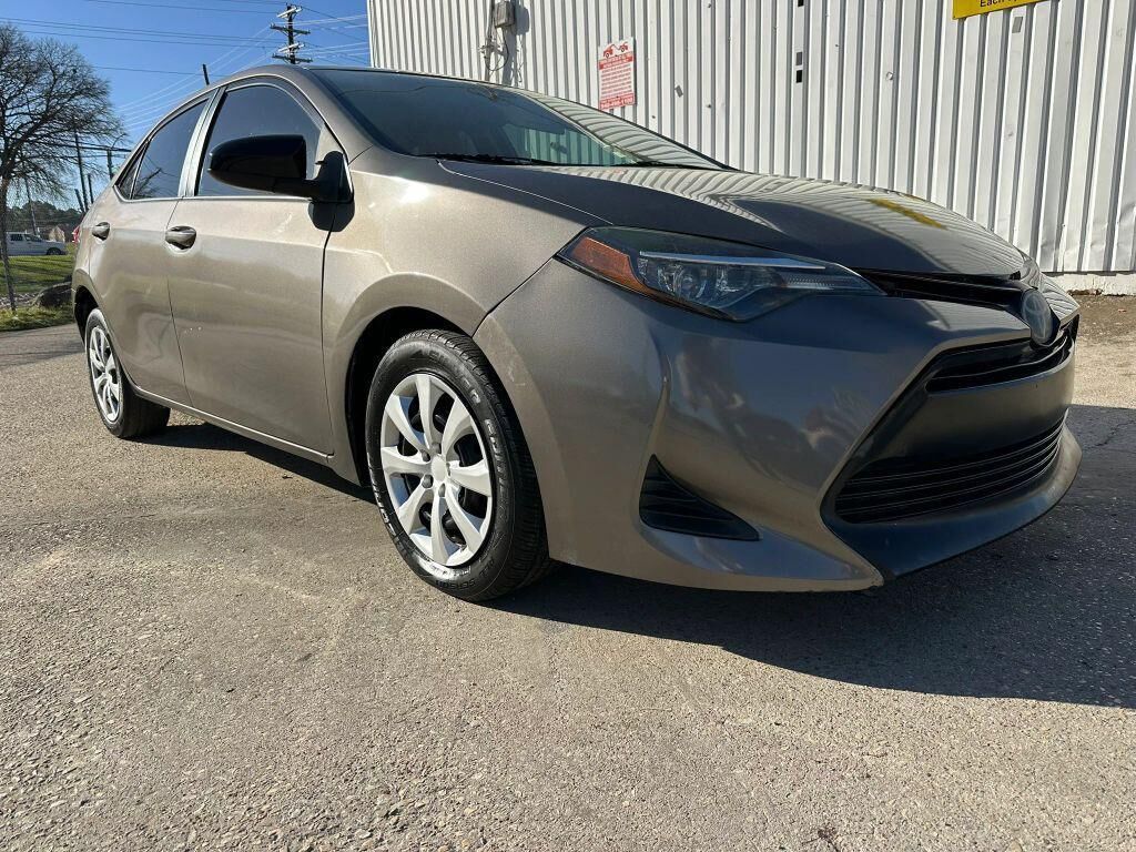 2019 TOYOTA Corolla