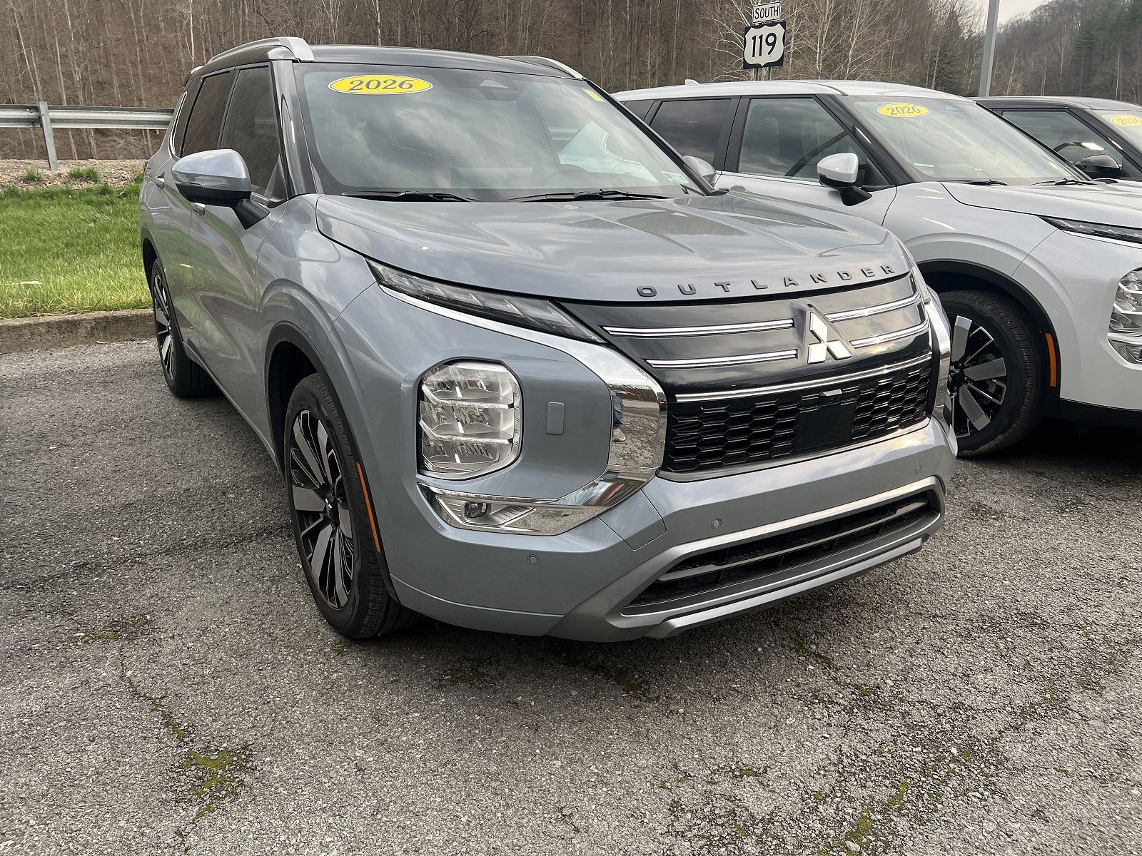 2026 MITSUBISHI Outlander