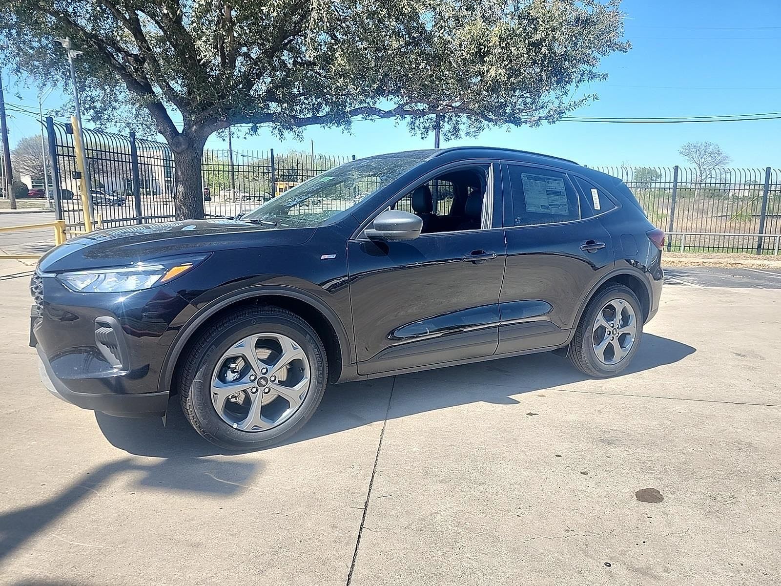 2026 FORD Escape