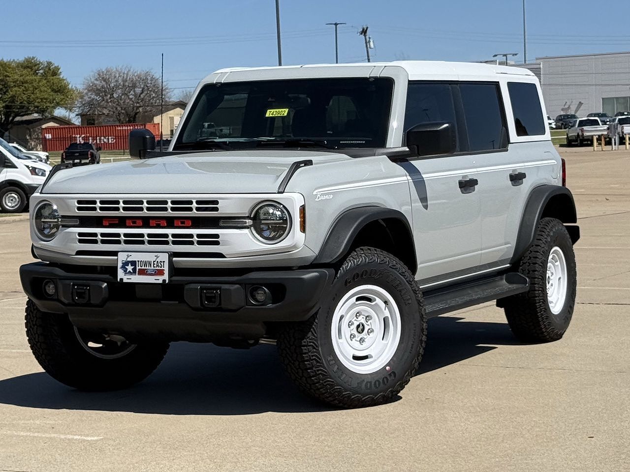 2026 FORD Bronco
