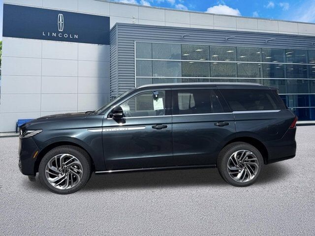 2026 LINCOLN Navigator