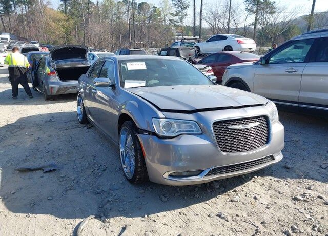 2017 CHRYSLER 300