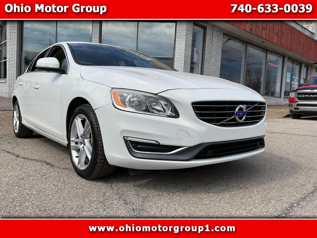 2015 VOLVO S60