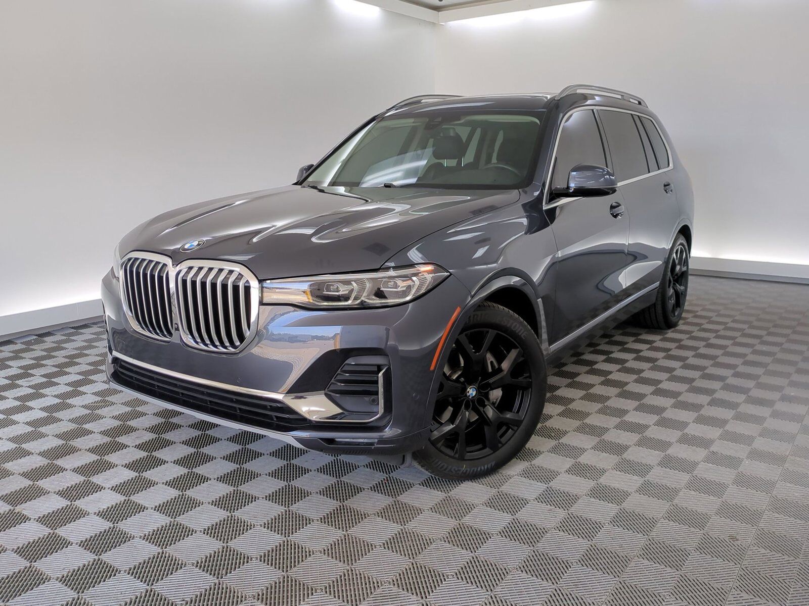 2021 BMW X7
