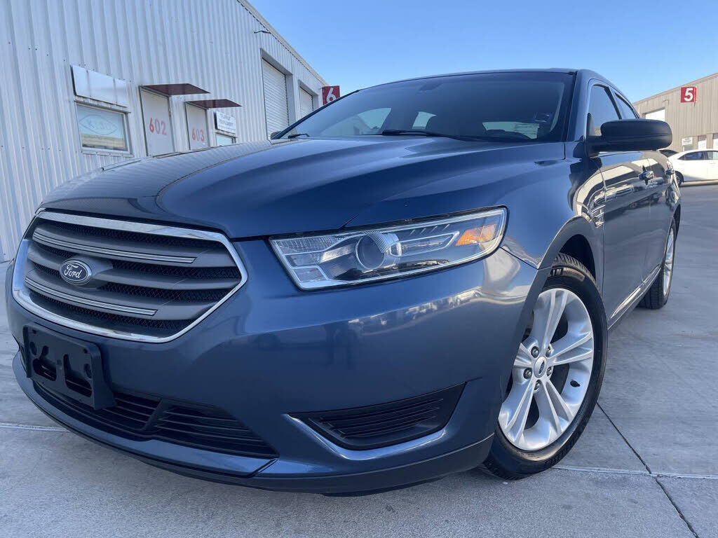 2018 FORD Taurus