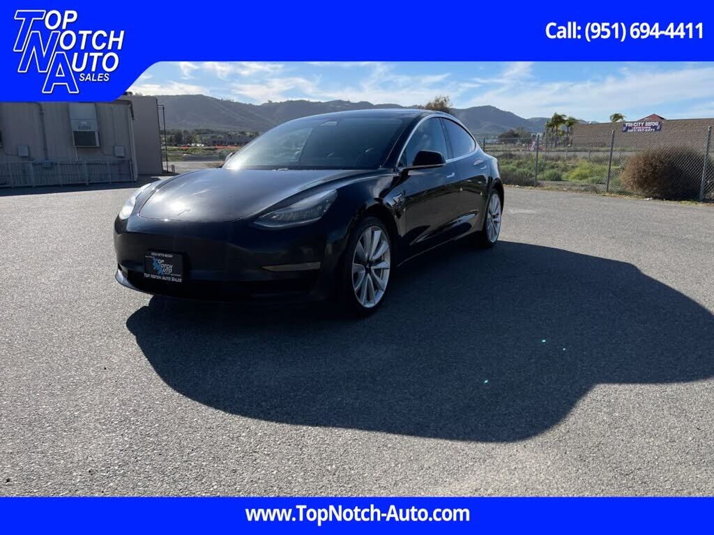 2020 TESLA Model 3