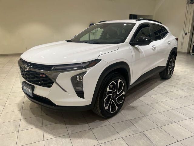 2025 CHEVROLET Trax