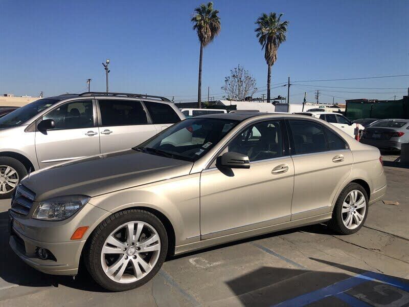 2011 MERCEDES-BENZ C-Class