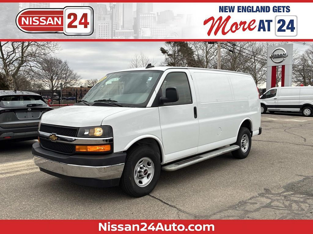 2024 CHEVROLET Express