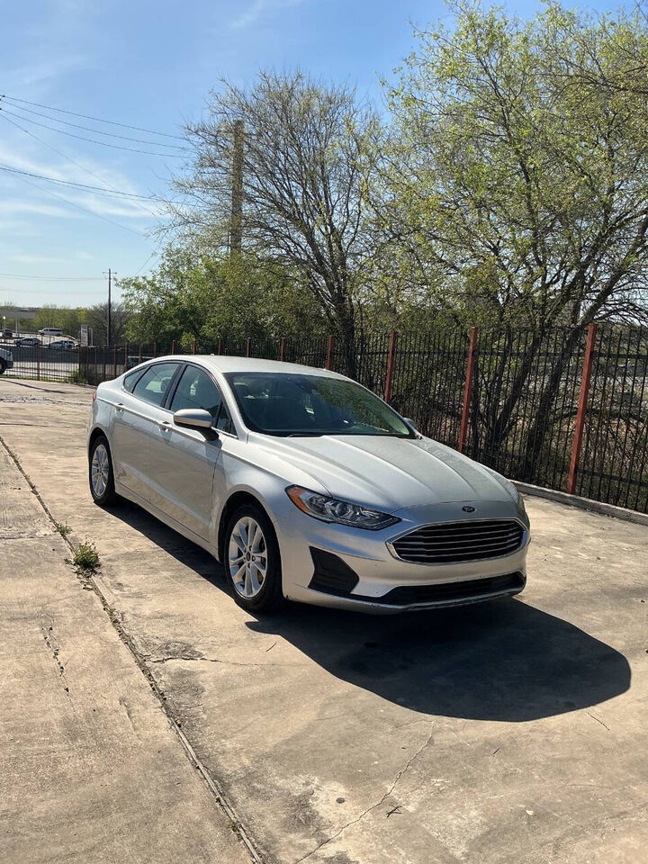 2019 FORD Fusion