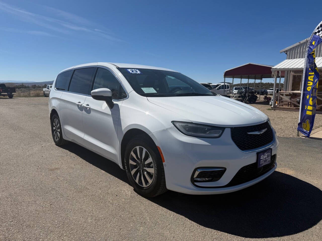 2023 CHRYSLER Pacifica