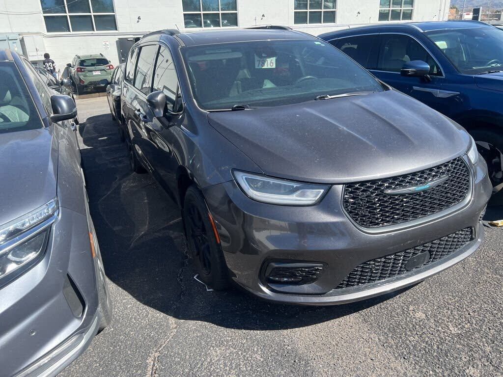 2021 CHRYSLER Pacifica