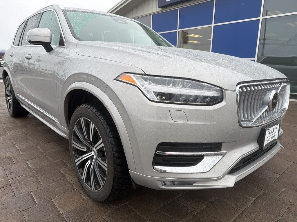 2024 VOLVO XC90