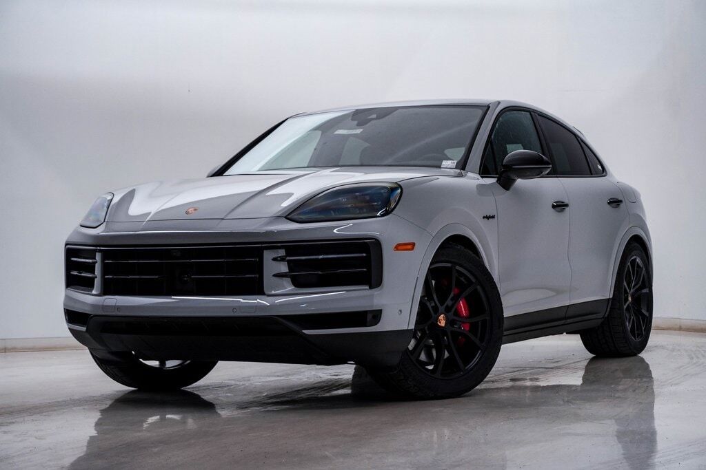 2026 PORSCHE Cayenne