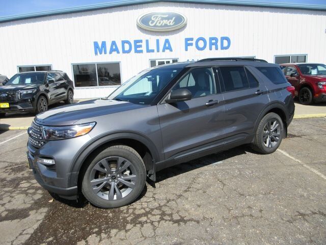 2021 FORD Explorer
