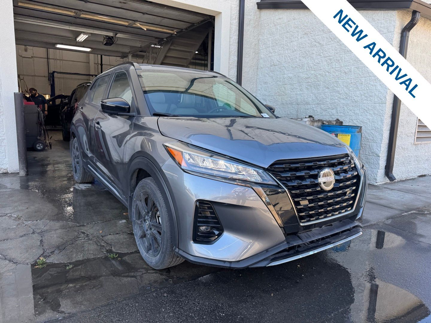 2024 NISSAN Kicks