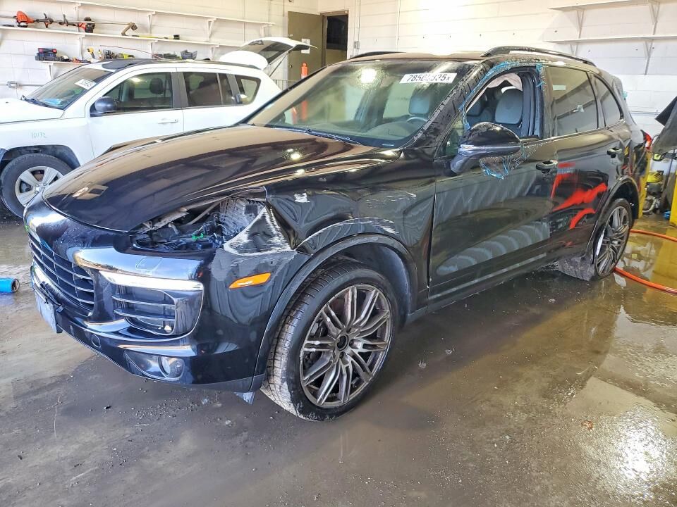 2018 PORSCHE Cayenne