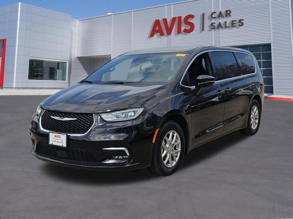 2025 CHRYSLER Pacifica