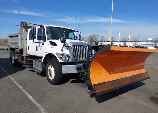 1987 INTERNATIONAL SA525