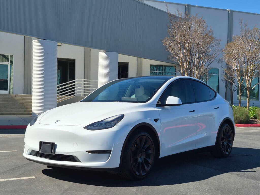 2021 TESLA Model Y