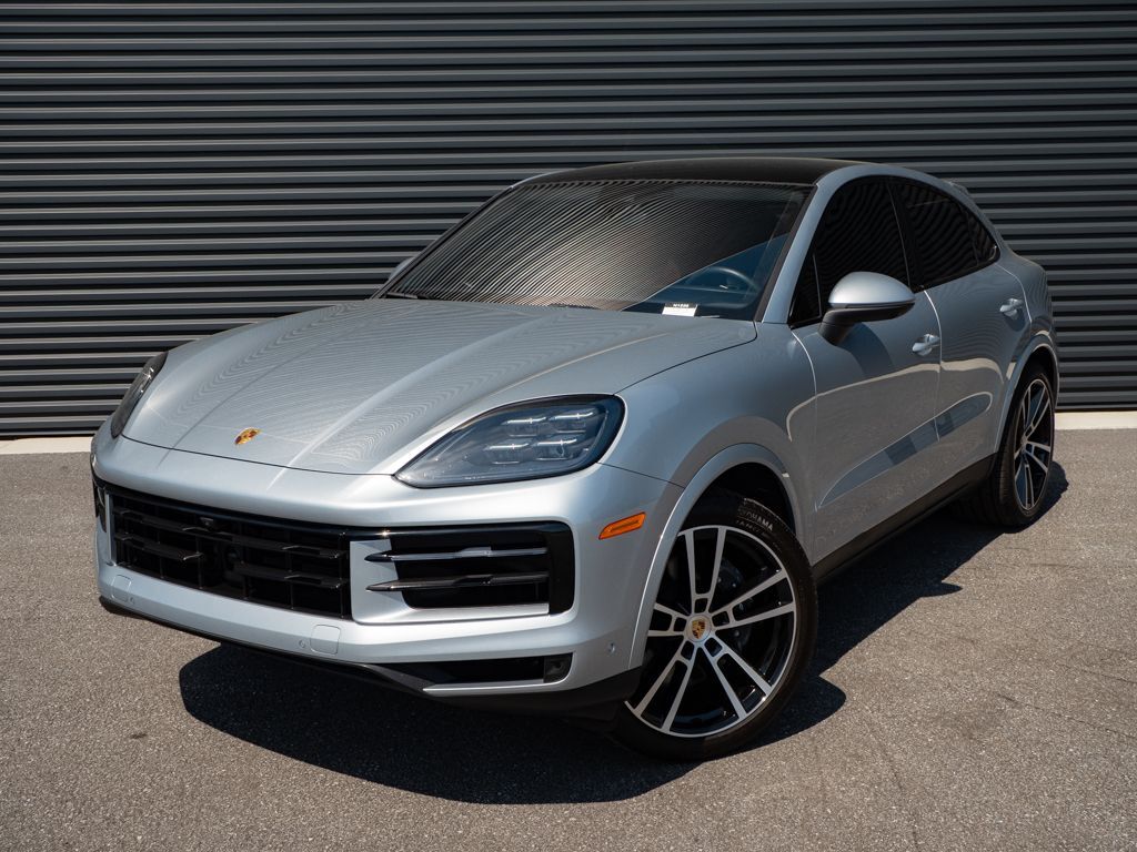 2024 PORSCHE Cayenne