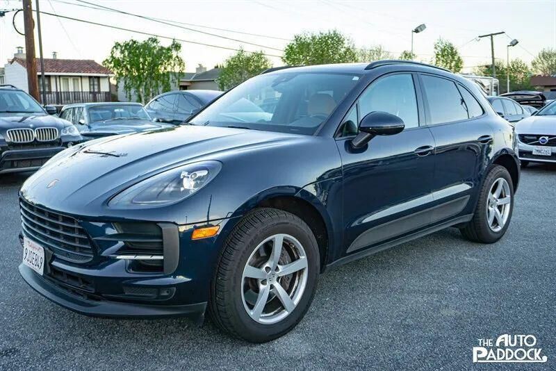 2021 PORSCHE Macan
