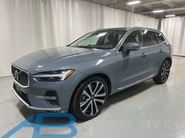 2023 VOLVO XC60