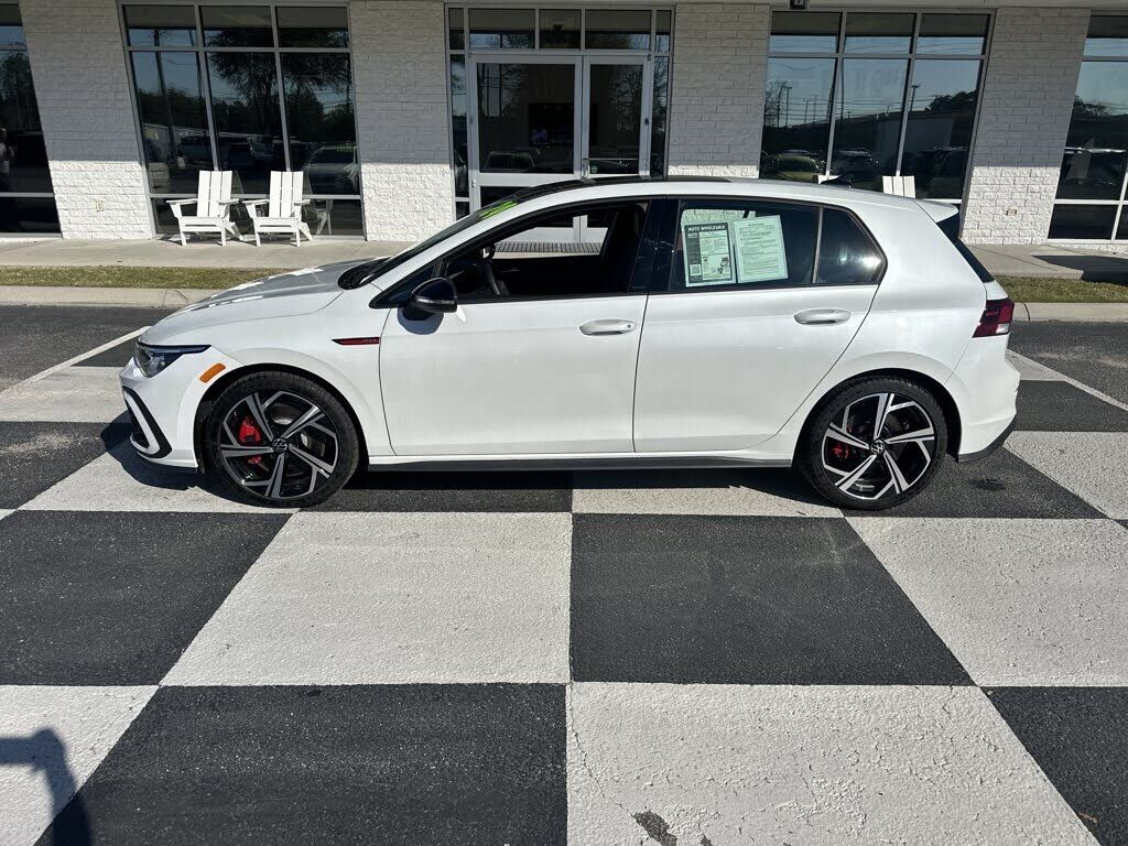 2024 VOLKSWAGEN Golf GTI