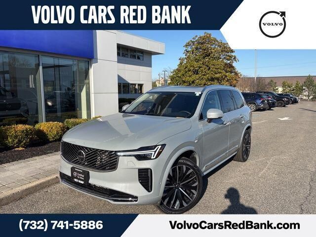 2025 VOLVO XC90